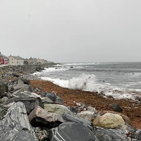 Strandly Seaview Holiday home