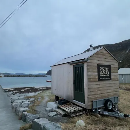 Strandly Seaview Holiday home Alnes